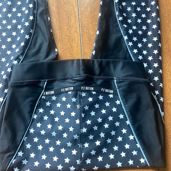 P.E Nation Star Print Dominion Legging Size XS NWOT! ⭐️ - Picture 7 of 10